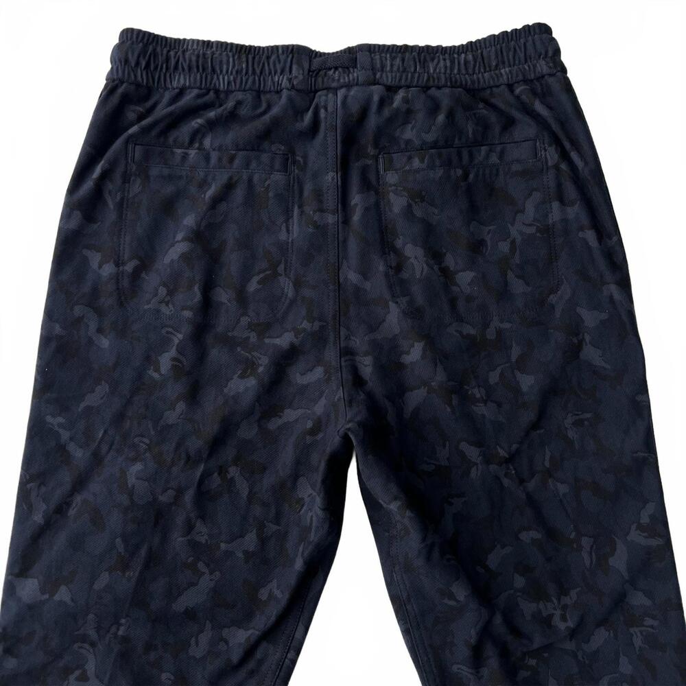 Athleta Farallon Jogger Pants Stratum Camo Navy Elastic Waist Size 4 Stretch - Picture 5 of 9